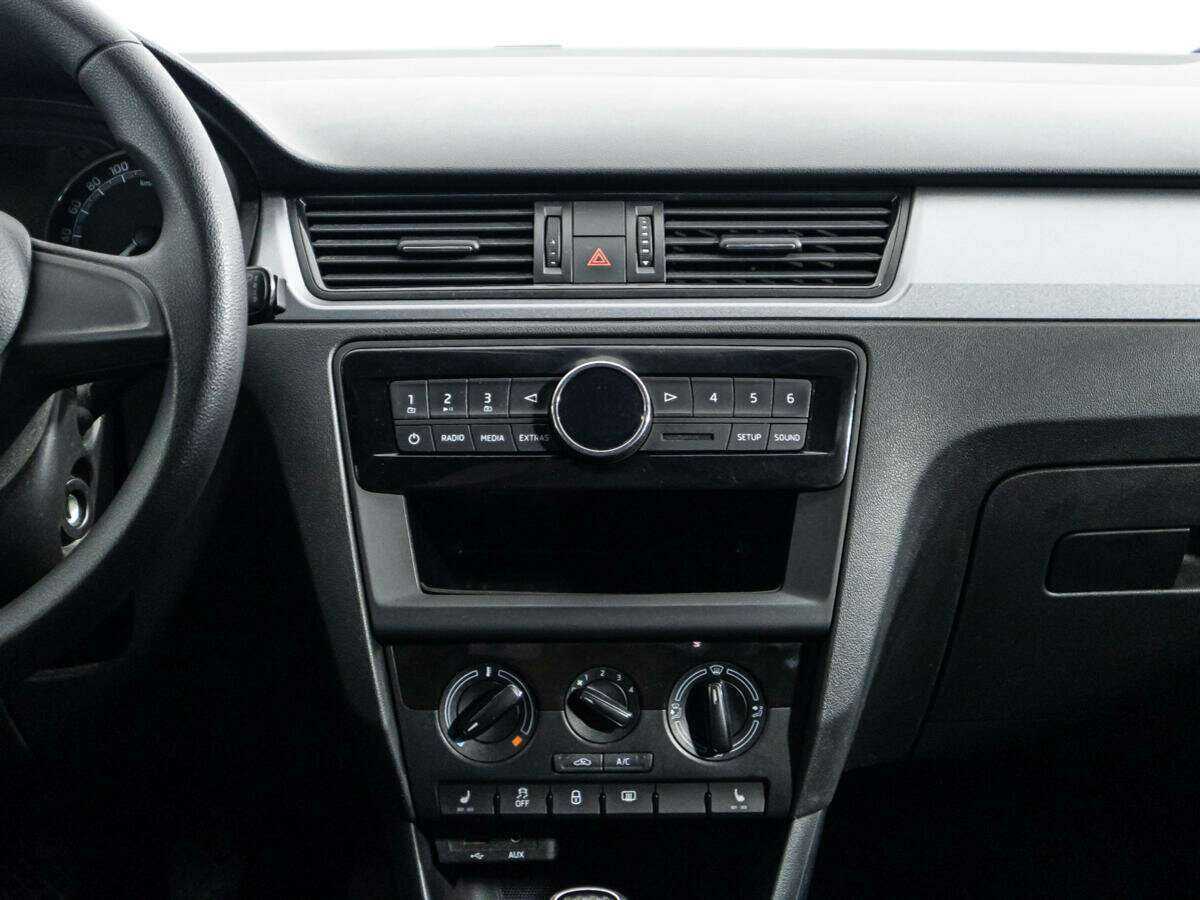 Skoda Rapid б/у, 2017, Механическая. Фото: #13