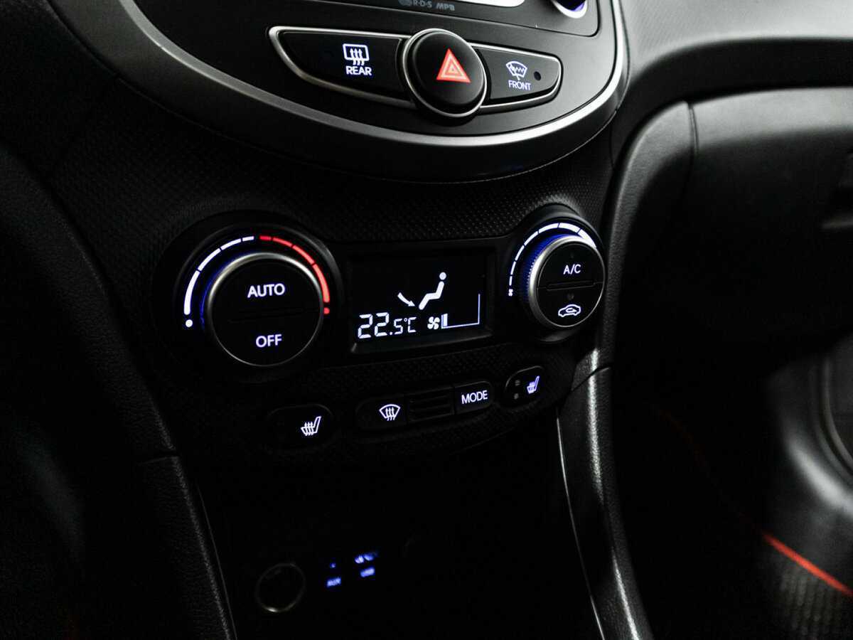 Hyundai Solaris б/у, 2016, Механическая. Фото: #14