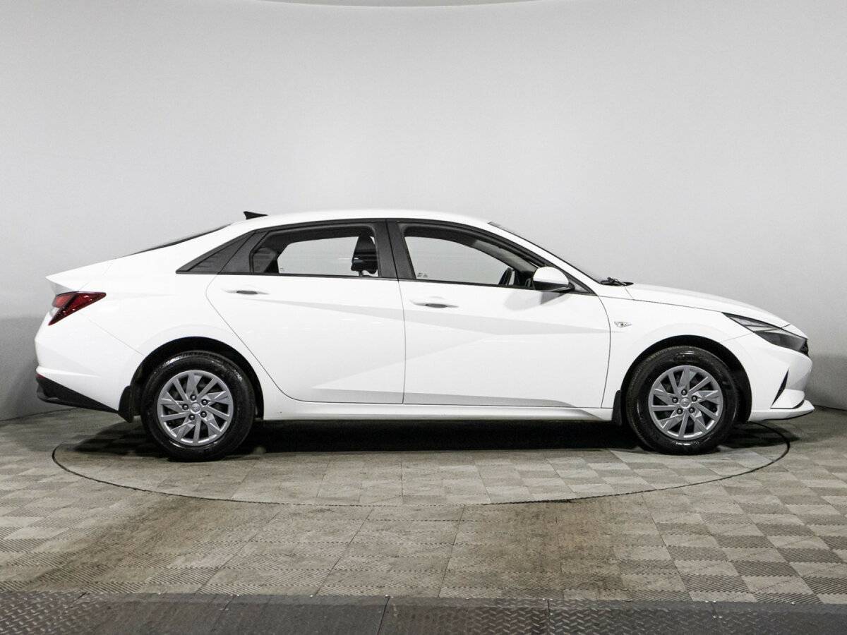 Hyundai Elantra б/у, 2021, Автоматическая. Фото: #3
