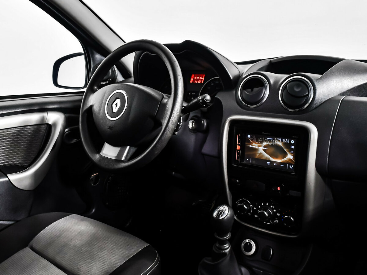 Renault Duster б/у, 2015, Механическая. Фото: #10