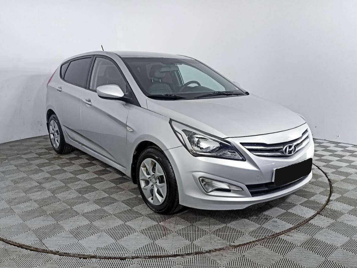 Hyundai Solaris б/у, 2016, Автоматическая. Фото: #2