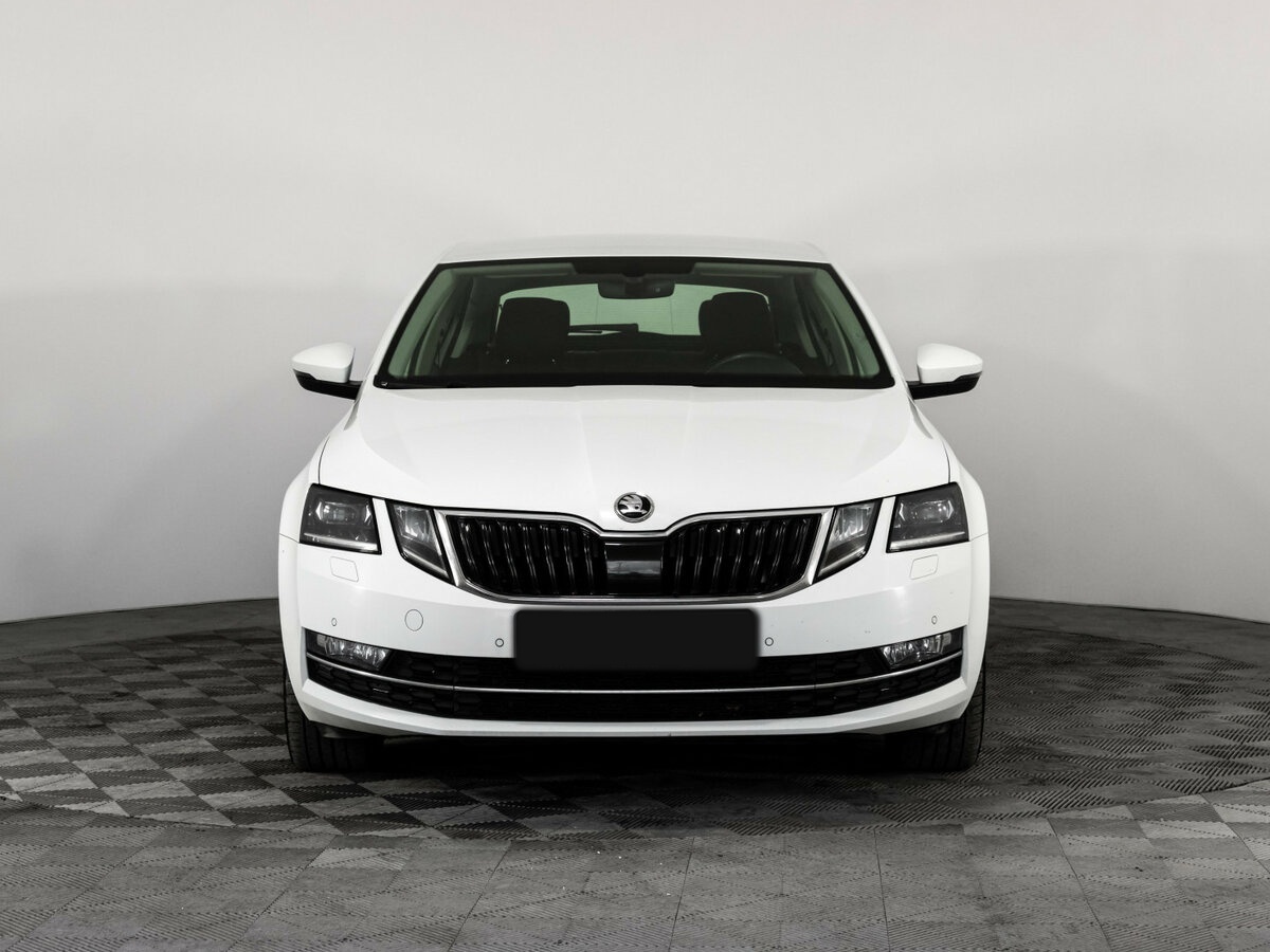Skoda Octavia б/у, 2017, Роботизированная. Фото: #1