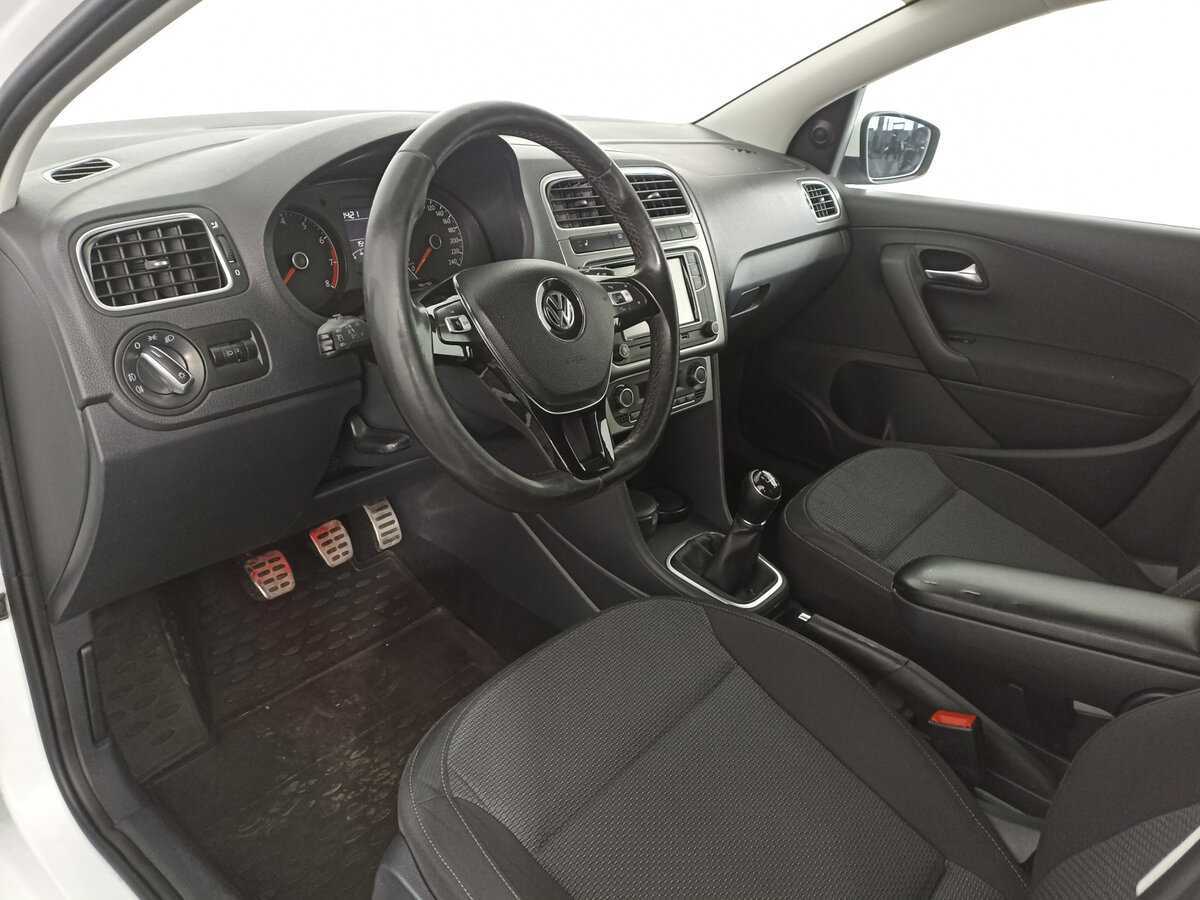 Volkswagen Polo б/у, 2017, Механическая. Фото: #15