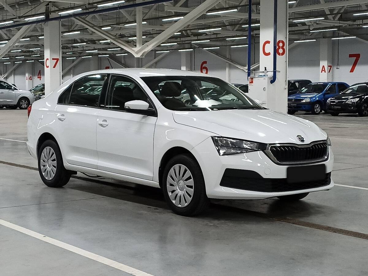 Skoda Rapid б/у, 2021, Автоматическая. Фото: #2