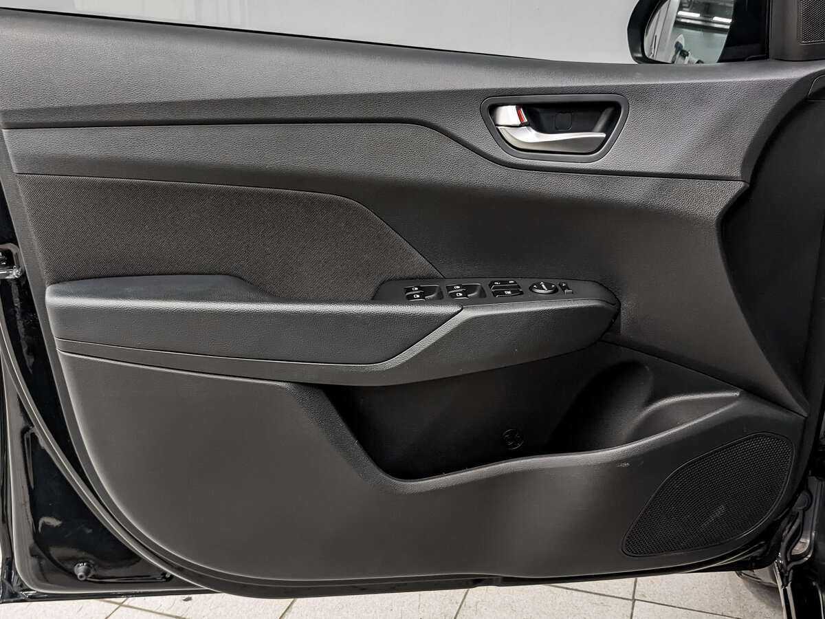 Hyundai Solaris б/у, 2021, Автоматическая. Фото: #14