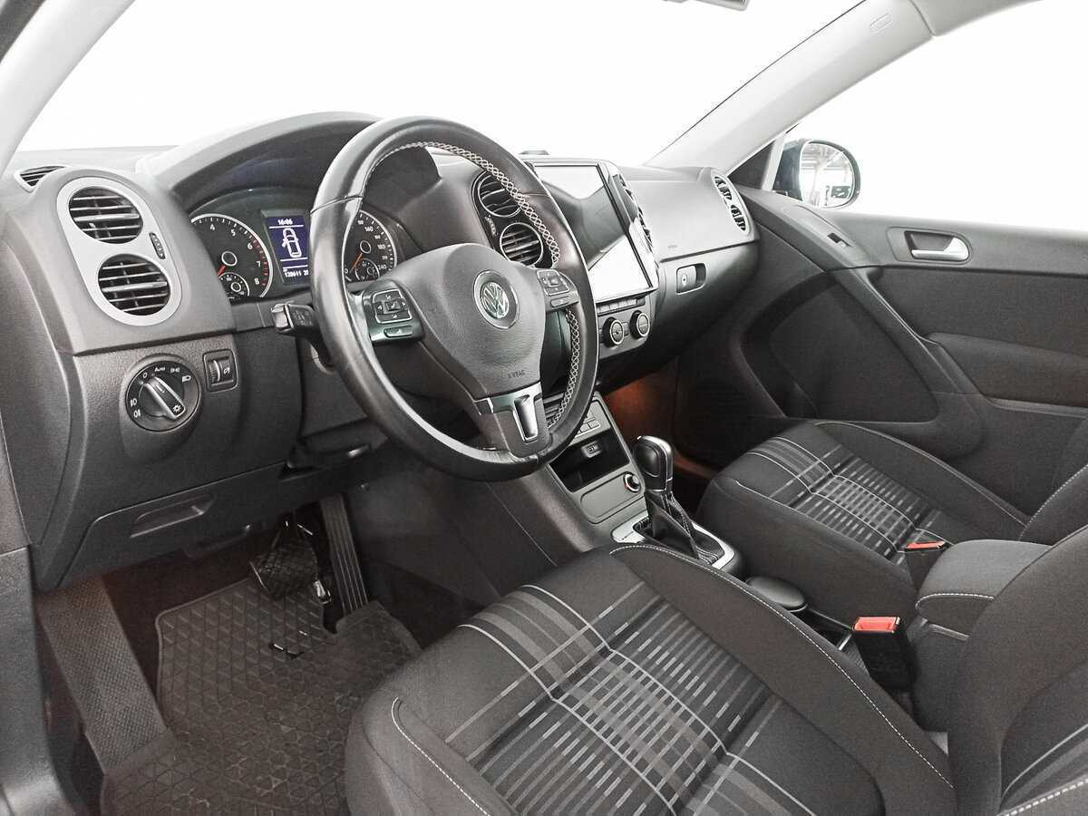 Volkswagen Tiguan б/у, 2016, Автоматическая. Фото: #13