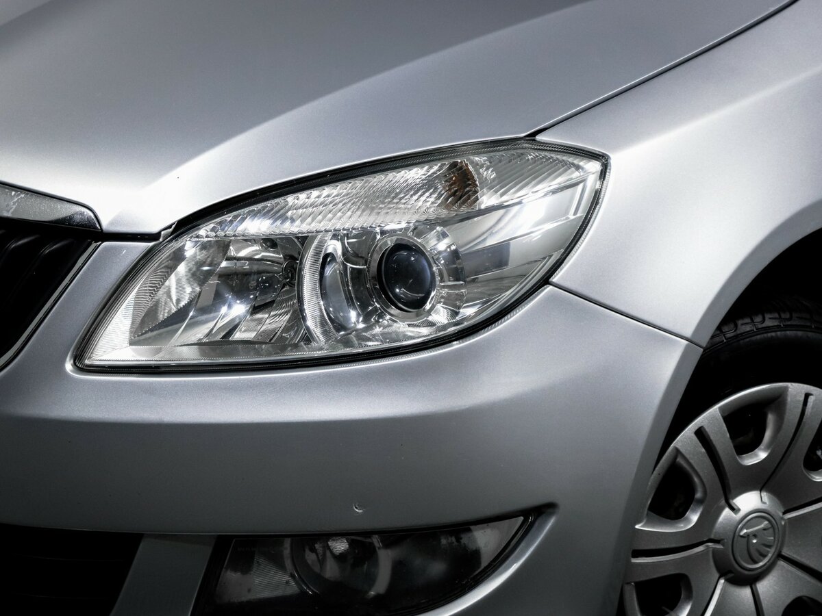 Skoda Fabia б/у, 2014, Автоматическая. Фото: #12