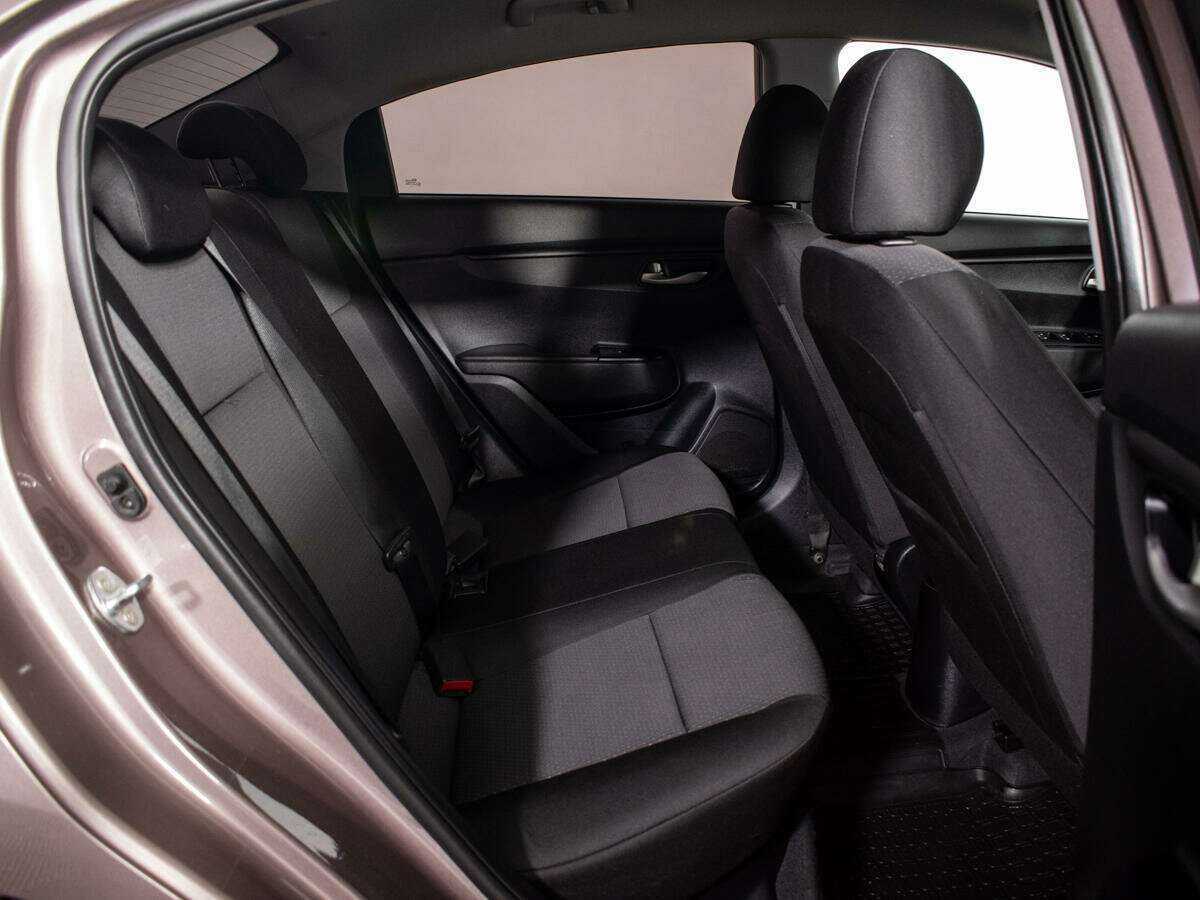 Kia Rio б/у, 2021, Автоматическая. Фото: #9