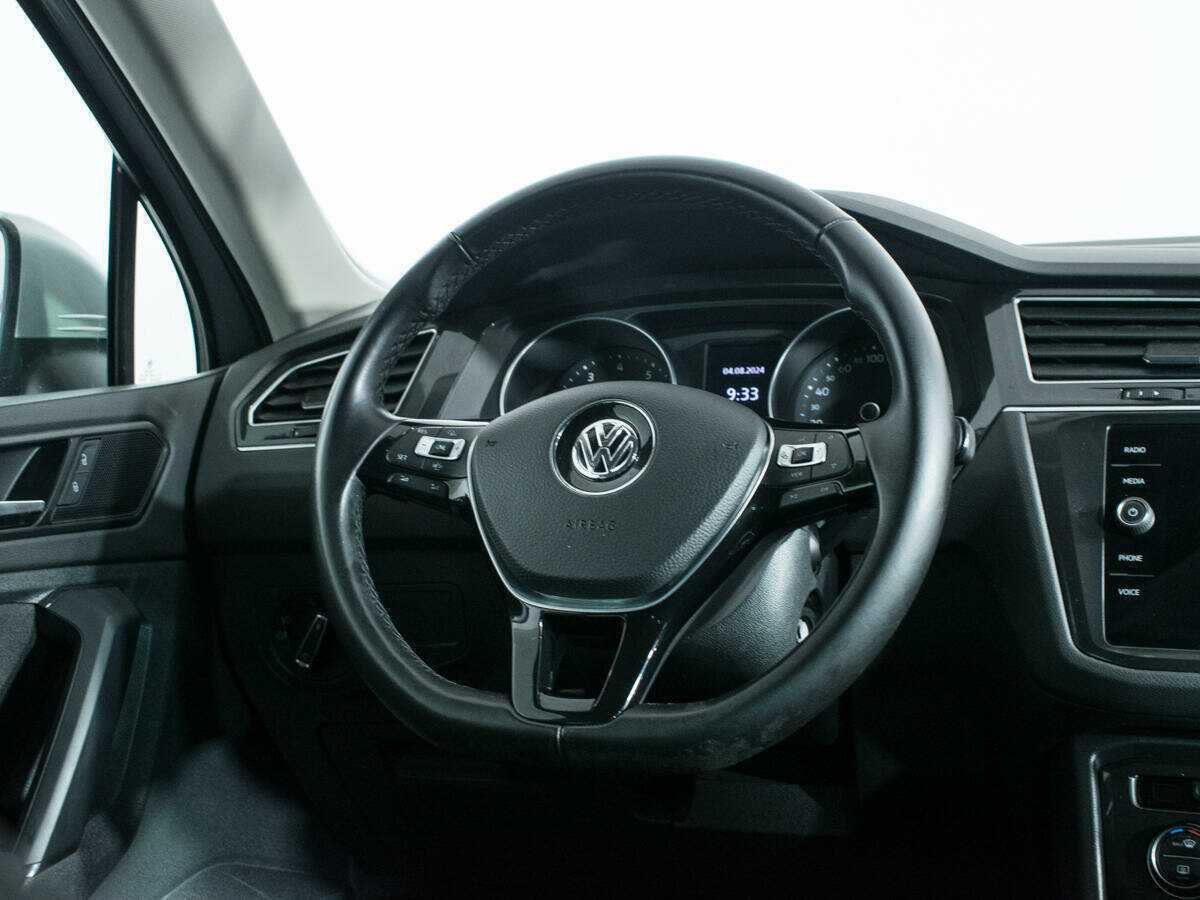 Volkswagen Tiguan б/у, 2019, Механическая. Фото: #12
