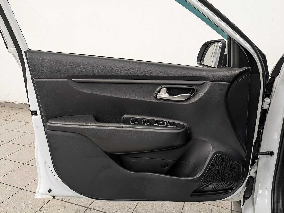 Kia Rio б/у, 2017, Механическая. Фото: #18