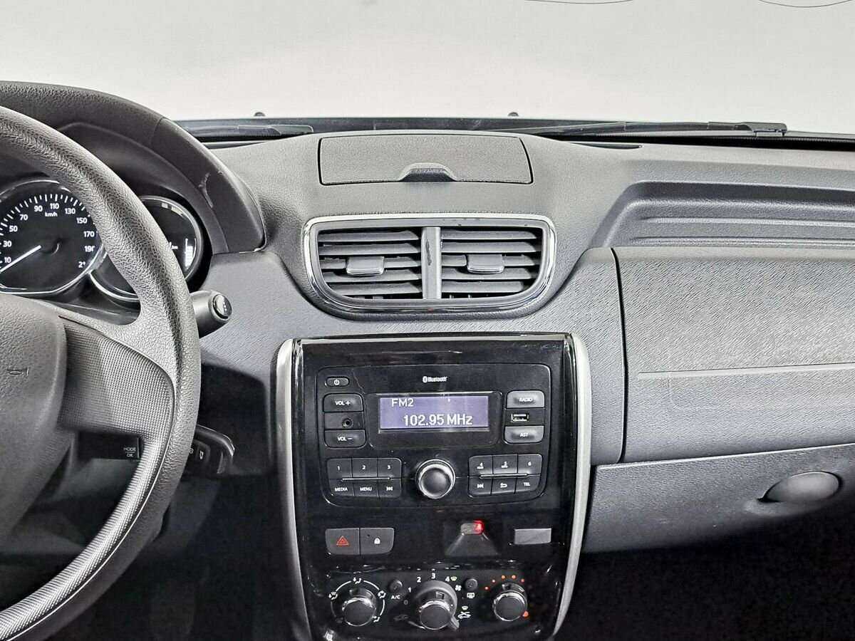 Nissan Terrano б/у, 2019, Механическая. Фото: #10
