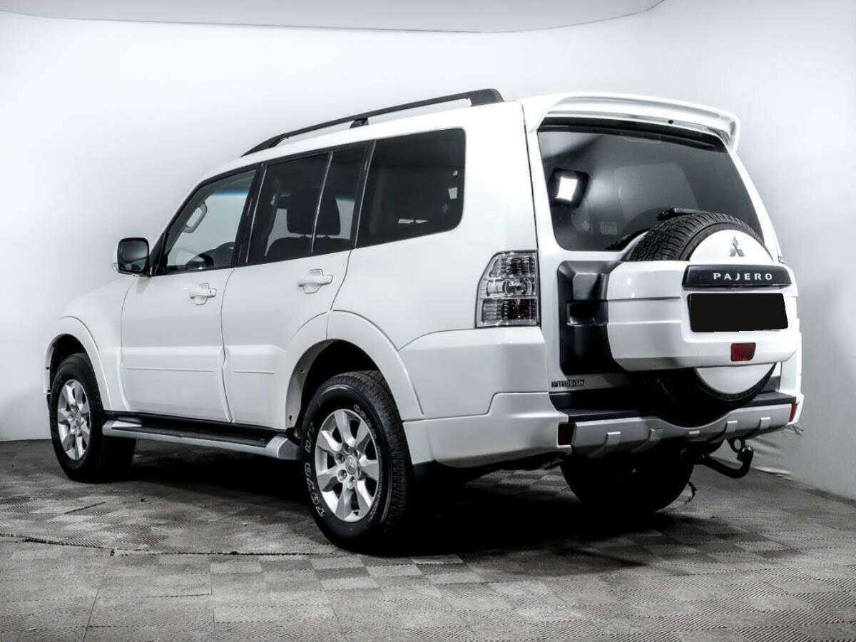 Mitsubishi Pajero б/у, 2014, Автоматическая. Фото: #5