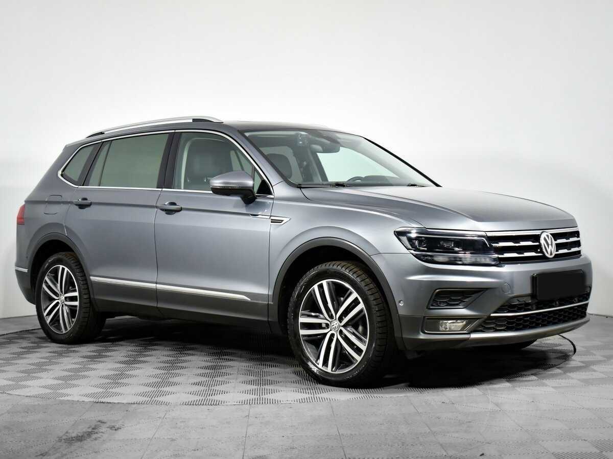 Volkswagen Tiguan б/у, 2020, Роботизированная. Фото: #2