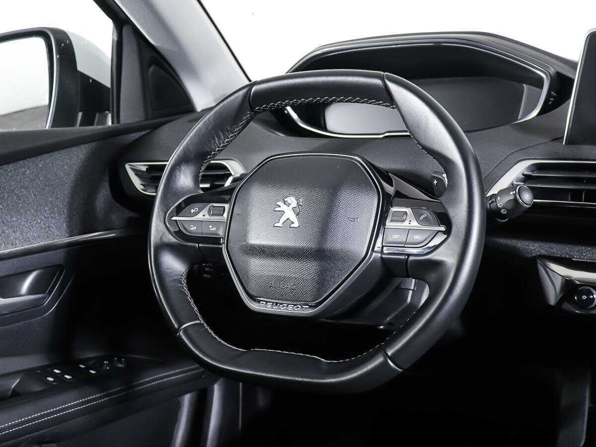 Peugeot 3008 б/у, 2017, Автоматическая. Фото: #14