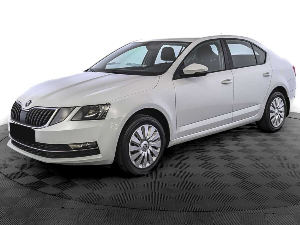 Skoda Octavia б/у, 2019, Механическая. Фото: #0
