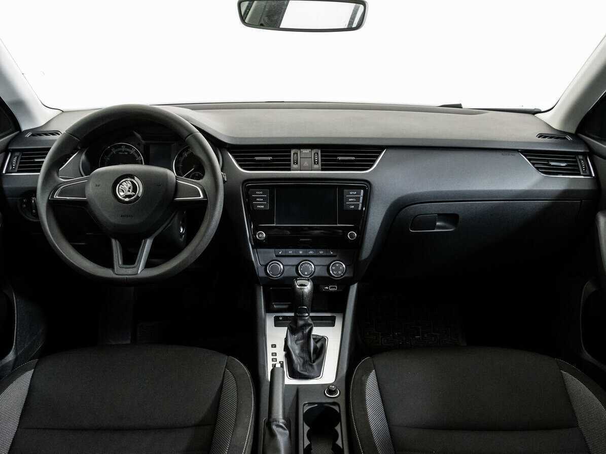 Skoda Octavia б/у, 2018, Автоматическая. Фото: #7
