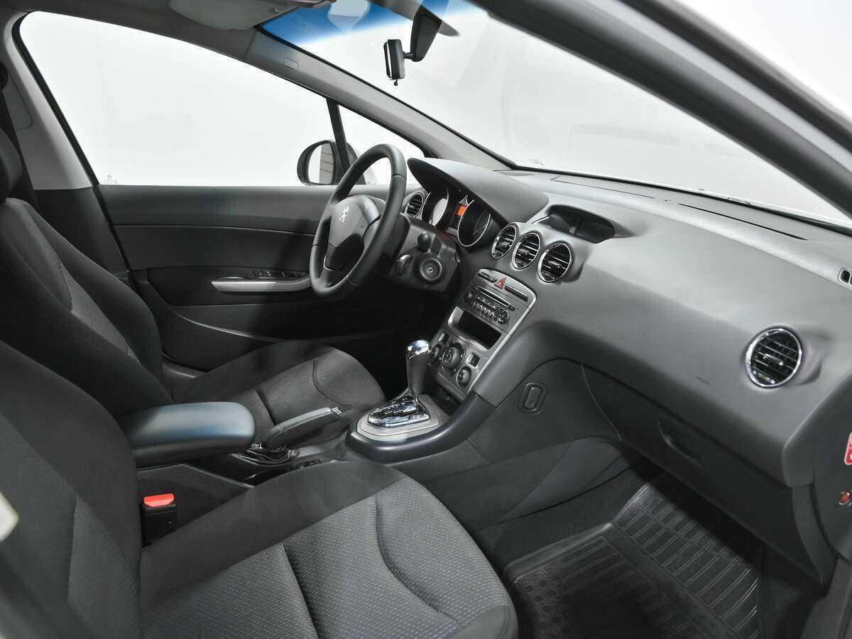 Peugeot 408 б/у, 2012, Автоматическая. Фото: #4