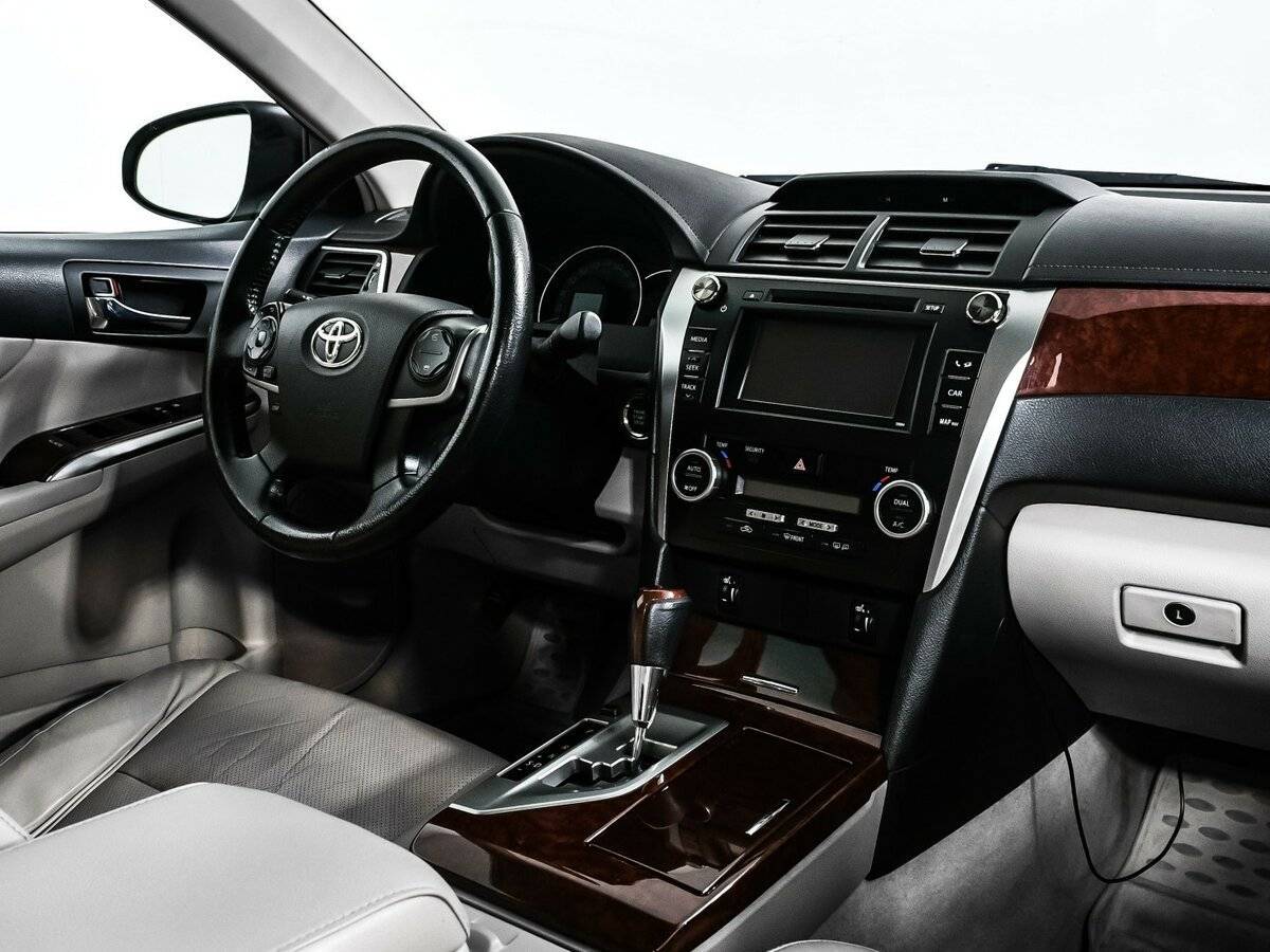 Toyota Camry б/у, 2012, Автоматическая. Фото: #8