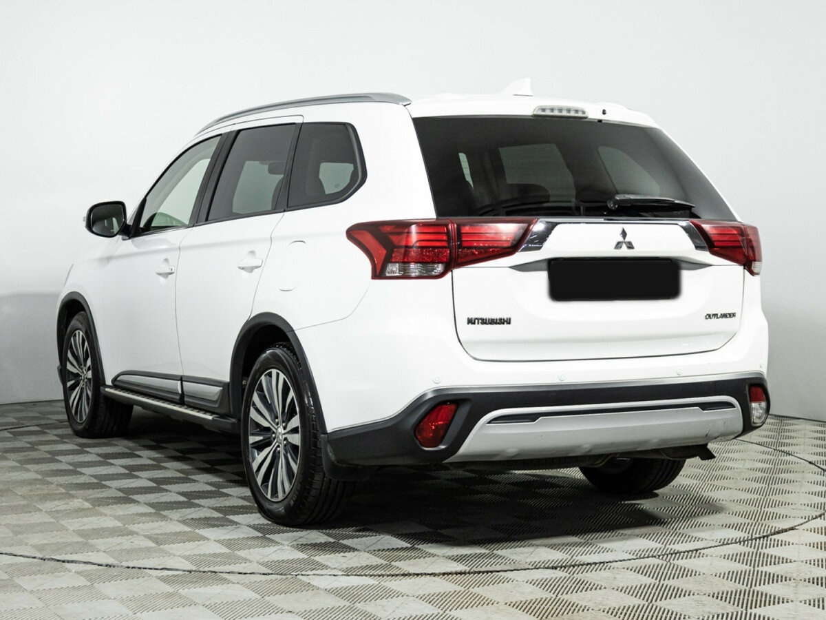 Mitsubishi Outlander б/у, 2019, Вариатор. Фото: #5