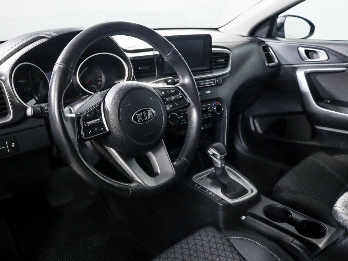 Kia Ceed б/у, 2019, Автоматическая. Фото: #13