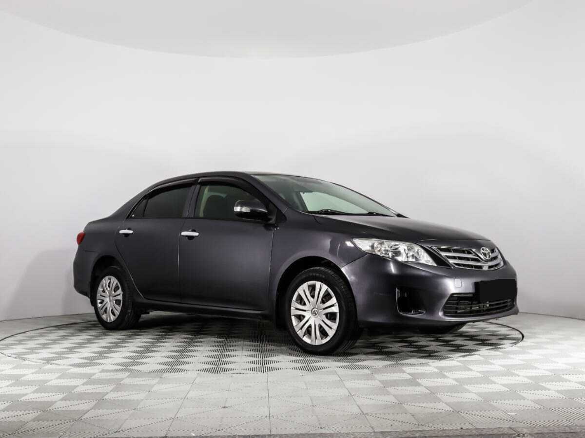 Toyota Corolla б/у, 2012, Автоматическая. Фото: #2