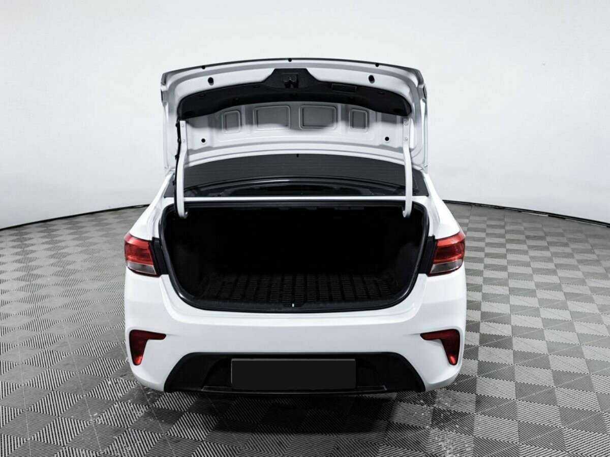 Kia Rio б/у, 2017, Автоматическая. Фото: #9