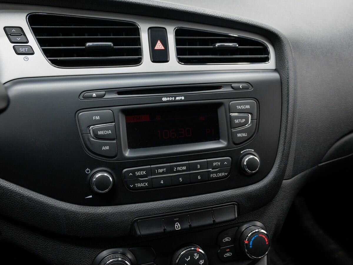 Kia Ceed б/у, 2014, Механическая. Фото: #18