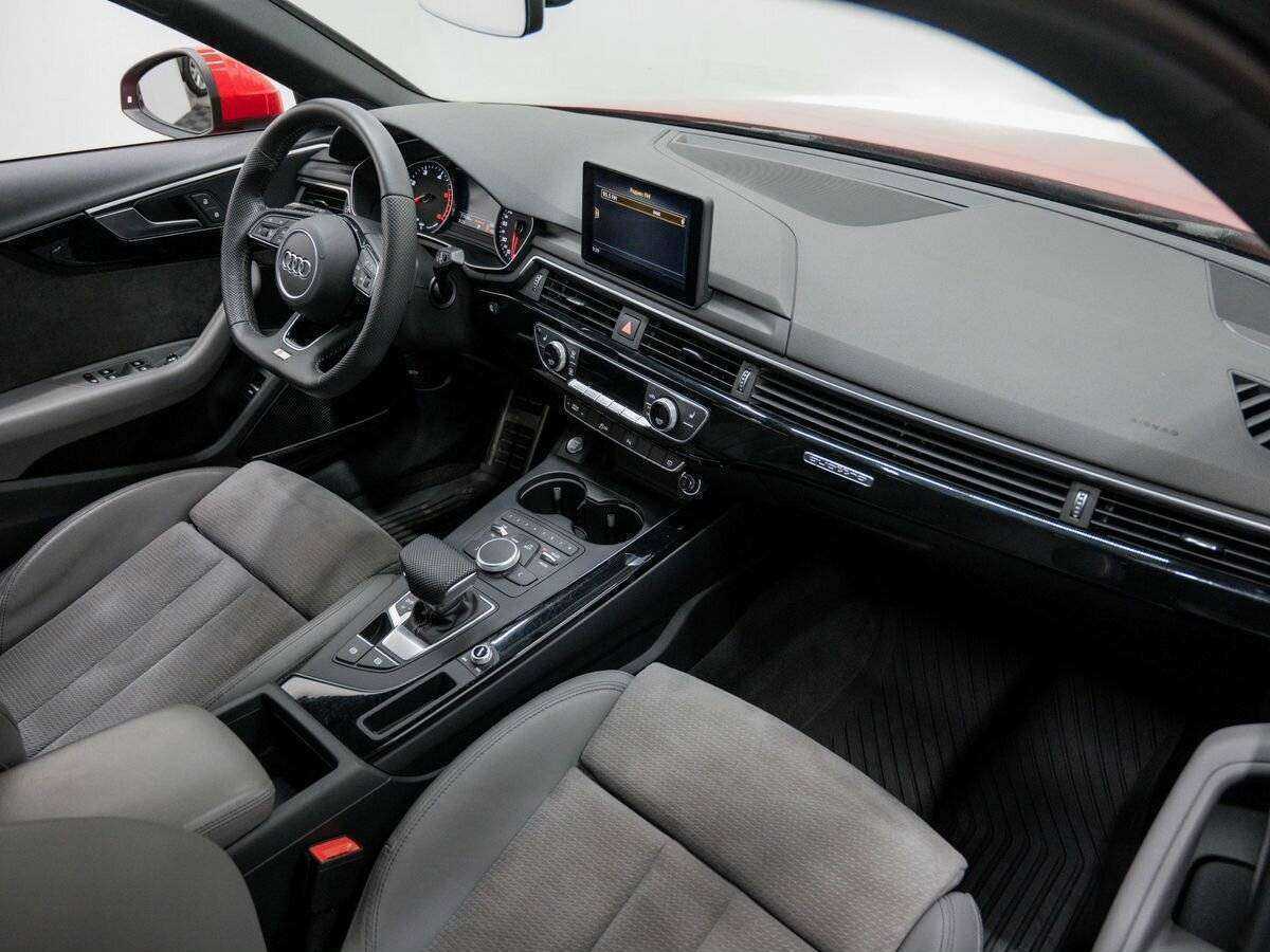 Audi A4 б/у, 2019, Роботизированная. Фото: #7