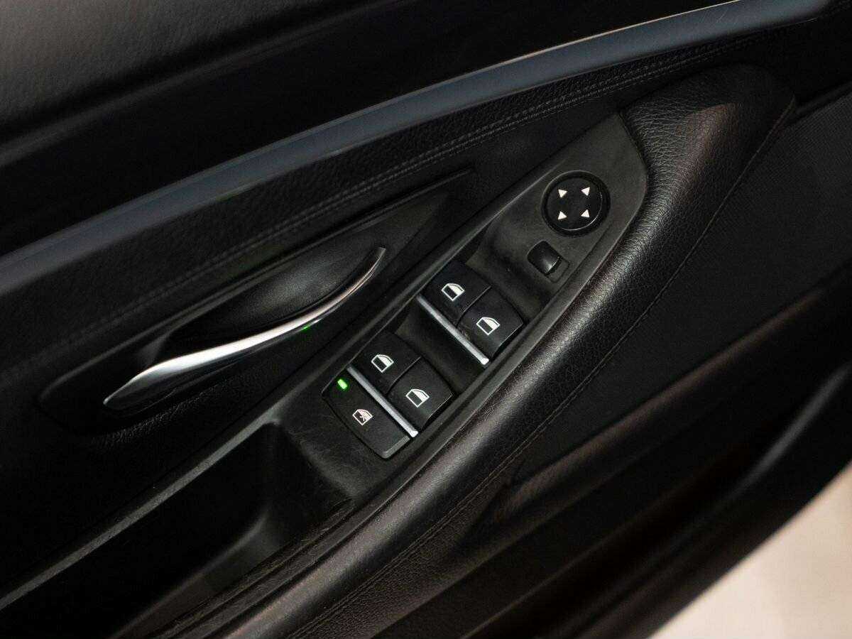 BMW 5 серии б/у, 2012, Автоматическая. Фото: #15