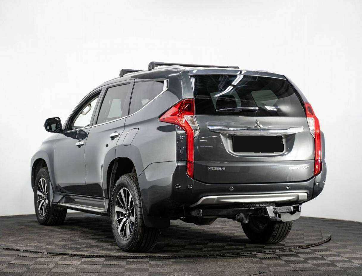 Mitsubishi Pajero Sport б/у, 2018, Автоматическая. Фото: #5