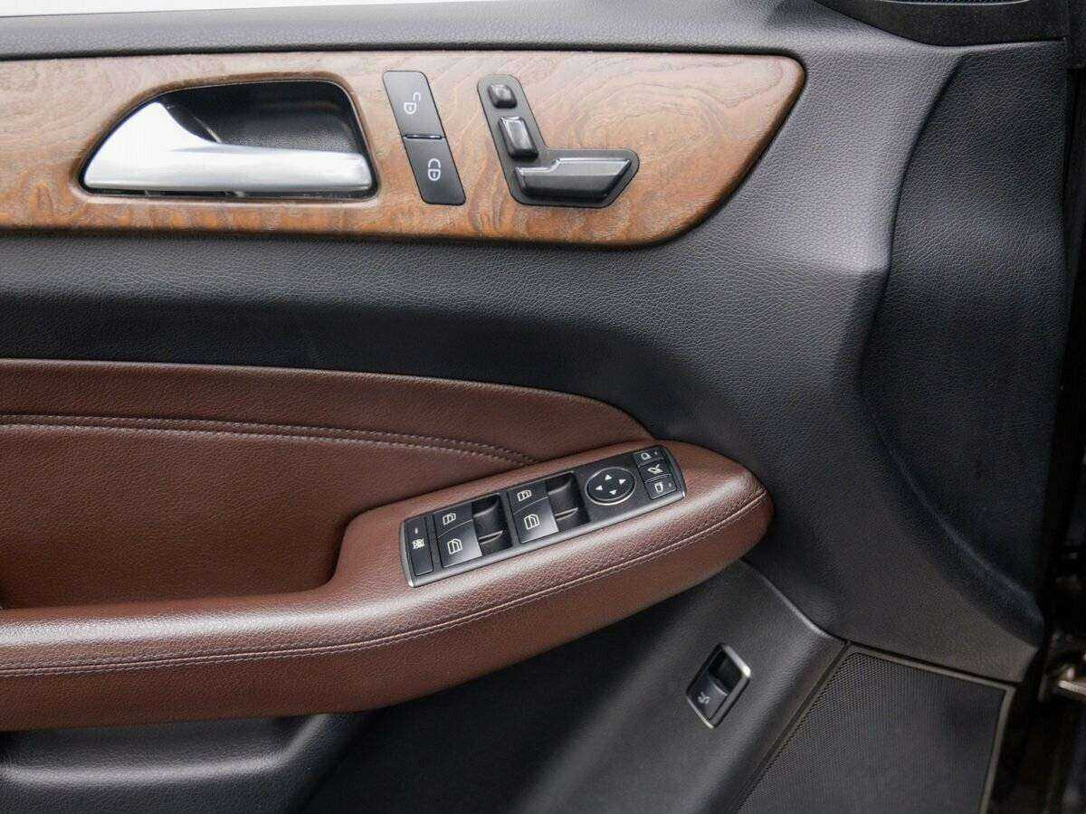 Mercedes-Benz M-Класс б/у, 2013, Автоматическая. Фото: #16