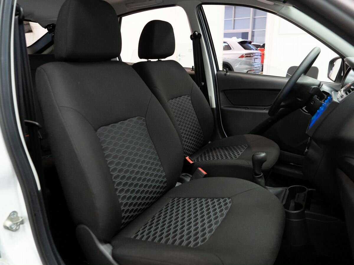 Lada (ВАЗ) Granta б/у, 2023, Механическая. Фото: #8