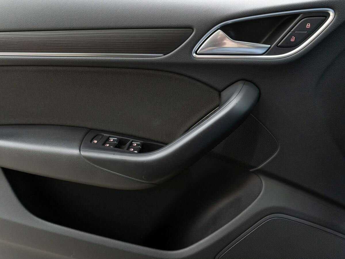 Audi Q3 б/у, 2012, Роботизированная. Фото: #13