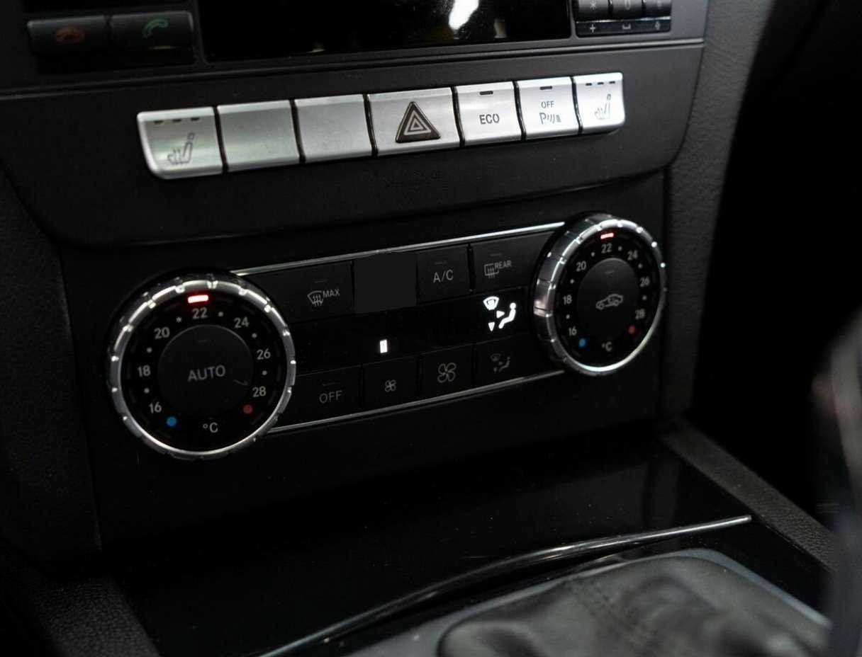 Mercedes-Benz C-Класс б/у, 2012, Автоматическая. Фото: #10