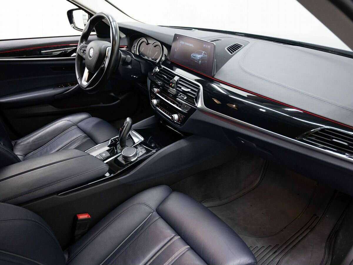 BMW 5 серии б/у, 2017, Автоматическая. Фото: #11