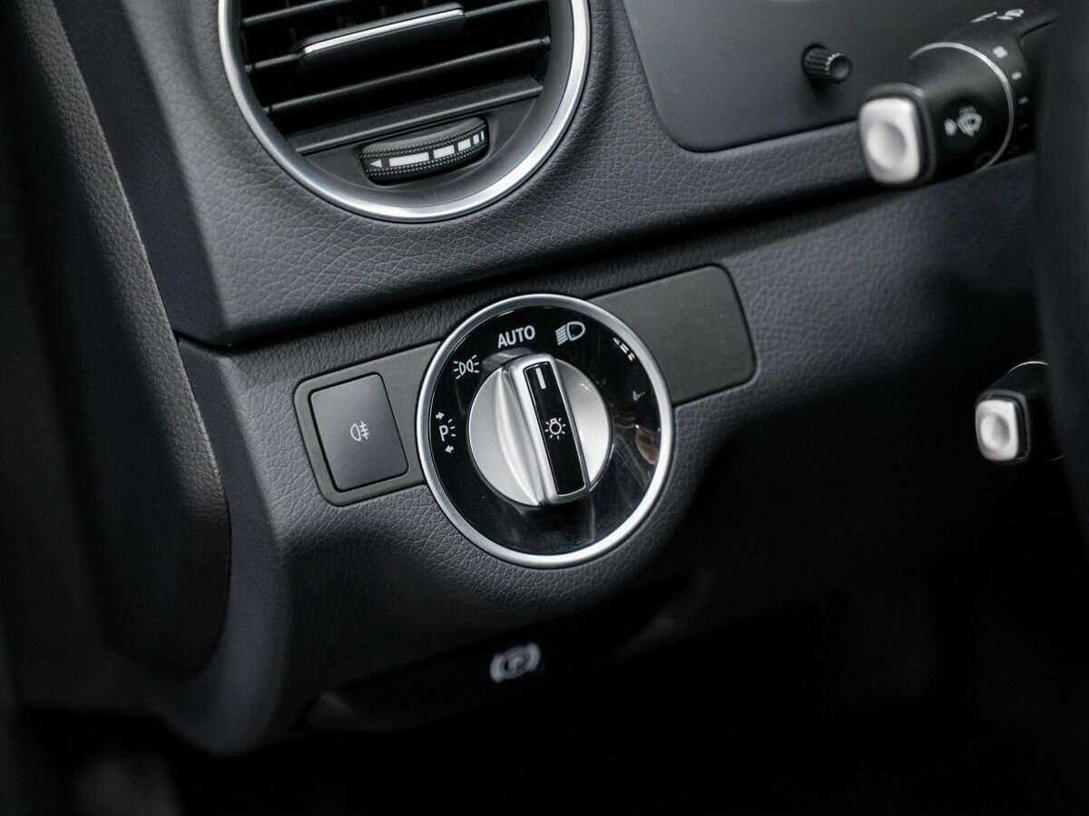 Mercedes-Benz C-Класс б/у, 2013, Автоматическая. Фото: #15