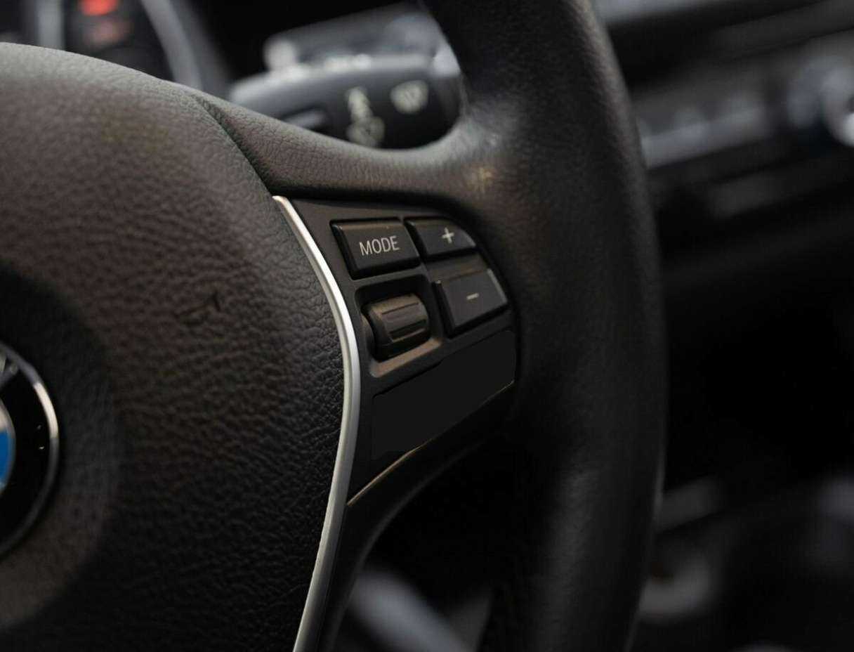 BMW 1 серии б/у, 2016, Автоматическая. Фото: #18