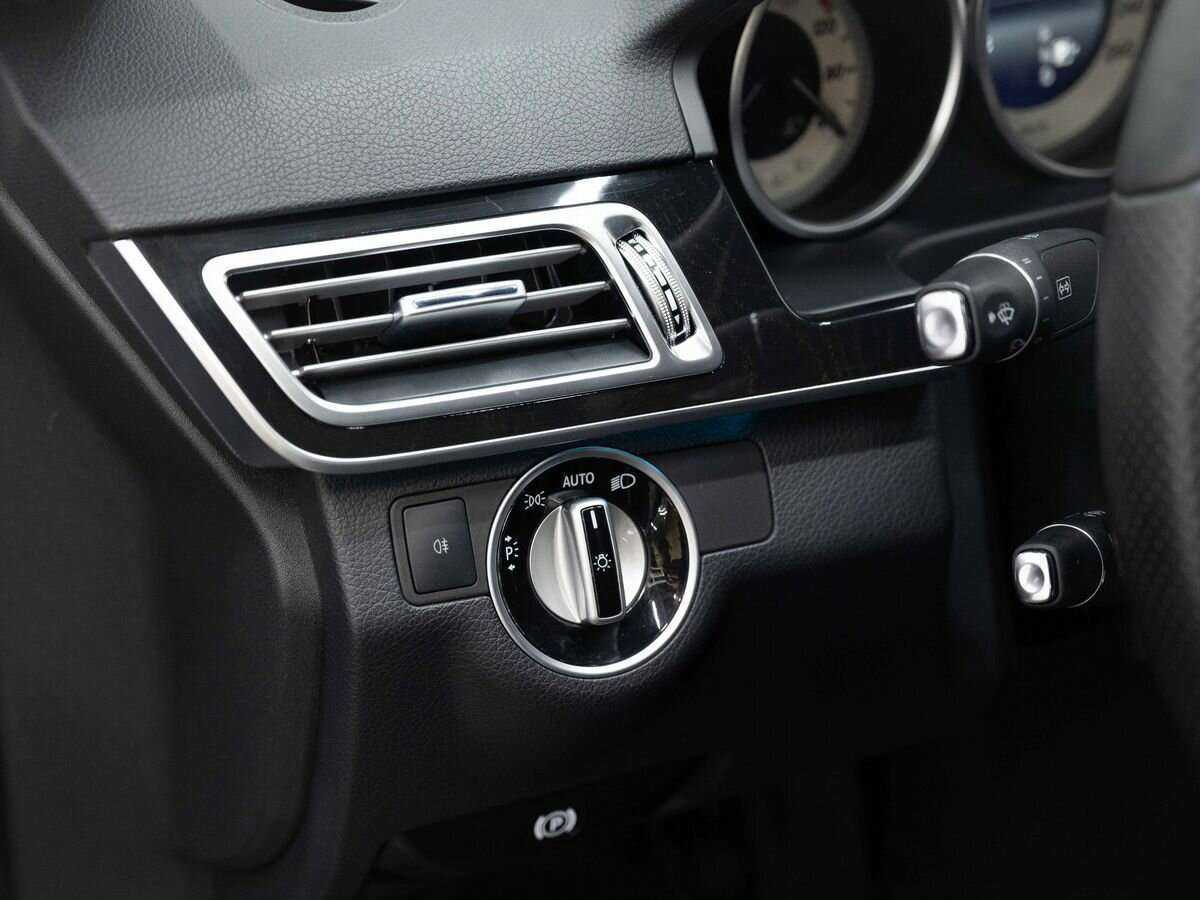 Mercedes-Benz E-Класс б/у, 2014, Автоматическая. Фото: #18