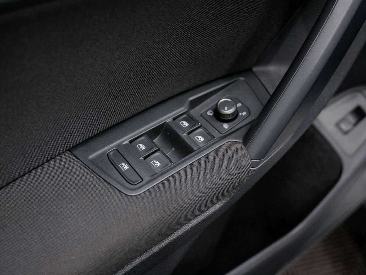 Volkswagen Tiguan б/у, 2019, Роботизированная. Фото: #17