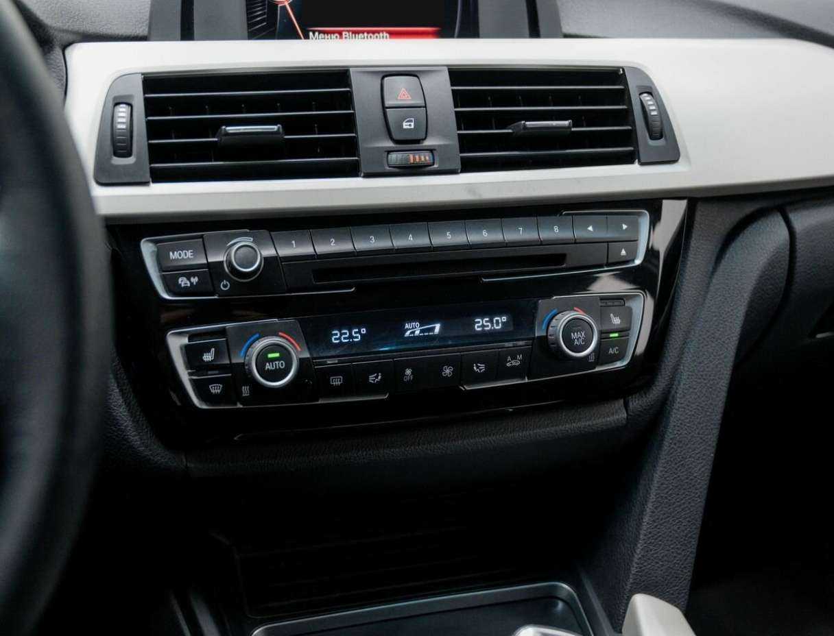 BMW 3 серии б/у, 2016, Автоматическая. Фото: #18