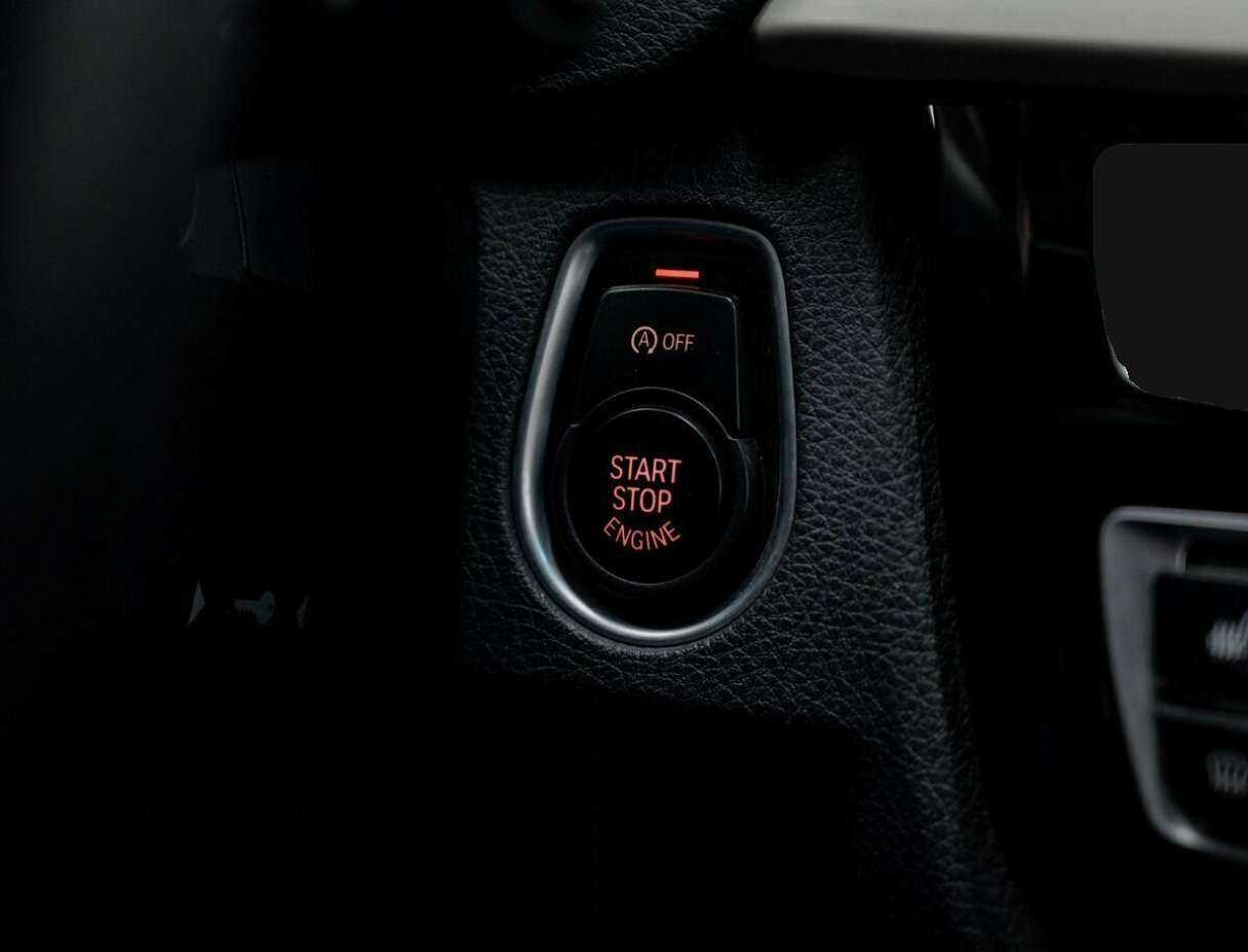 BMW 3 серии б/у, 2016, Автоматическая. Фото: #20