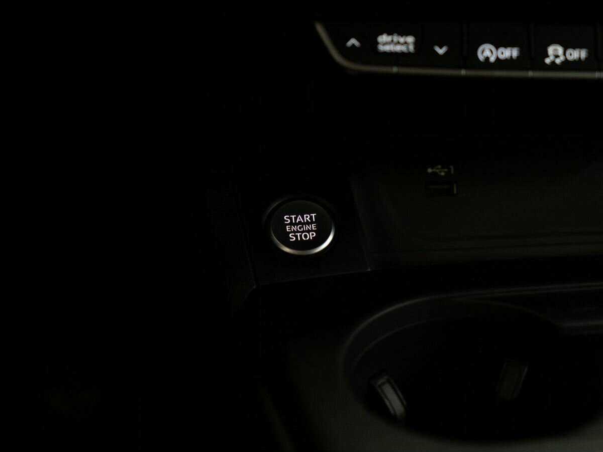 Audi A4 б/у, 2020, Роботизированная. Фото: #11