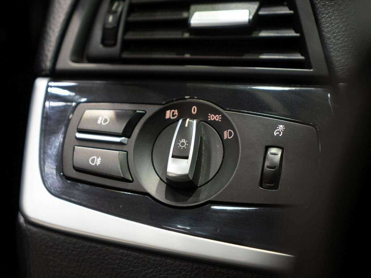 BMW 5 серии б/у, 2016, Автоматическая. Фото: #17