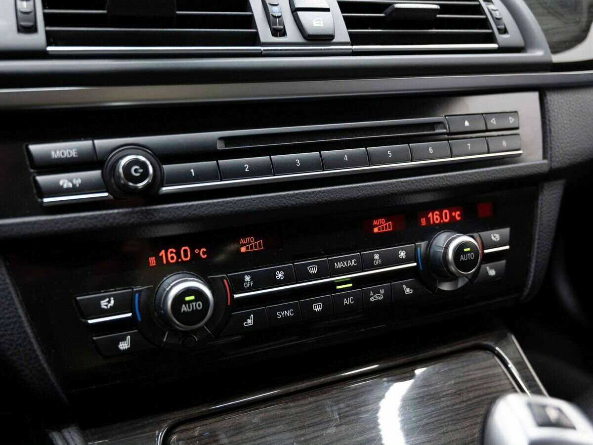 BMW 5 серии б/у, 2016, Автоматическая. Фото: #18
