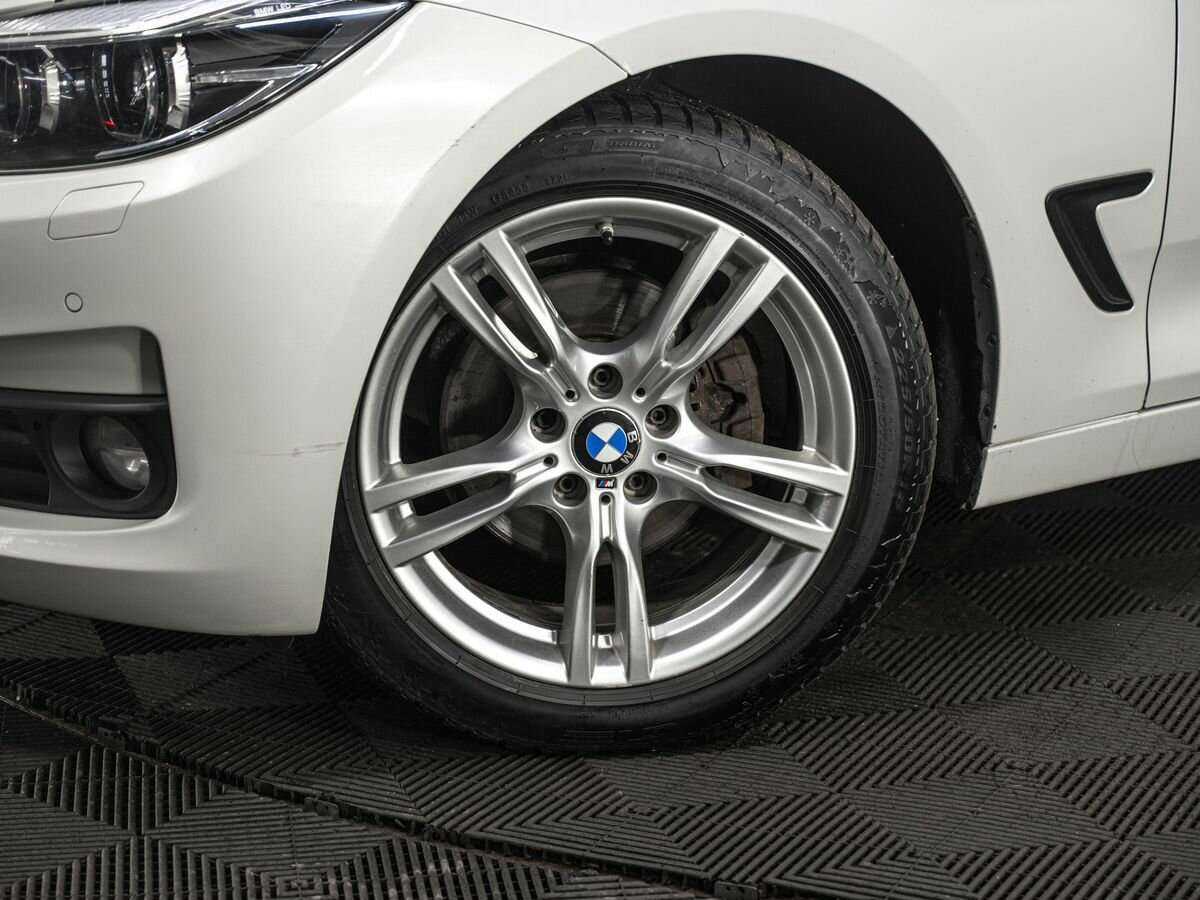BMW 3 серии б/у, 2017, Автоматическая. Фото: #9