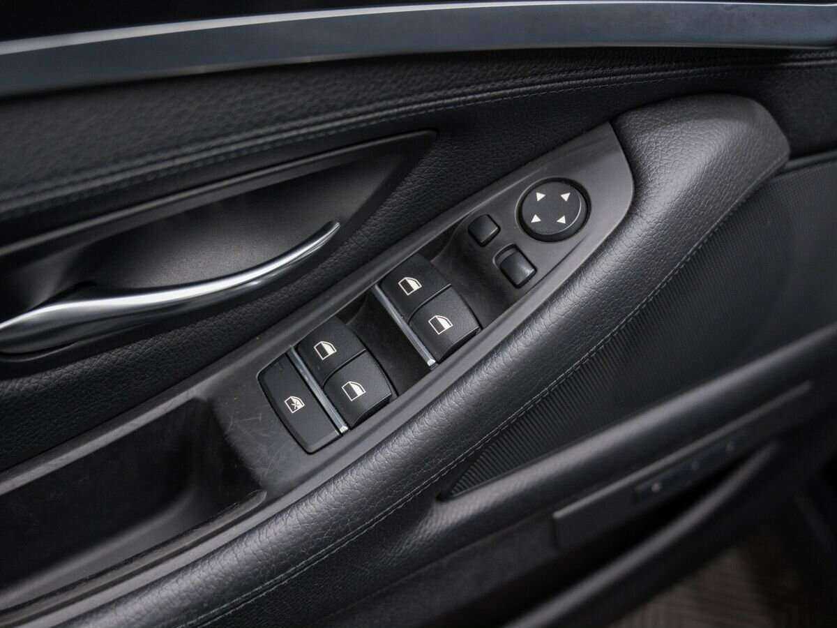 BMW 5 серии б/у, 2013, Автоматическая. Фото: #10