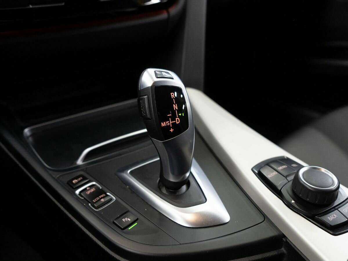 BMW 3 серии б/у, 2015, Автоматическая. Фото: #12