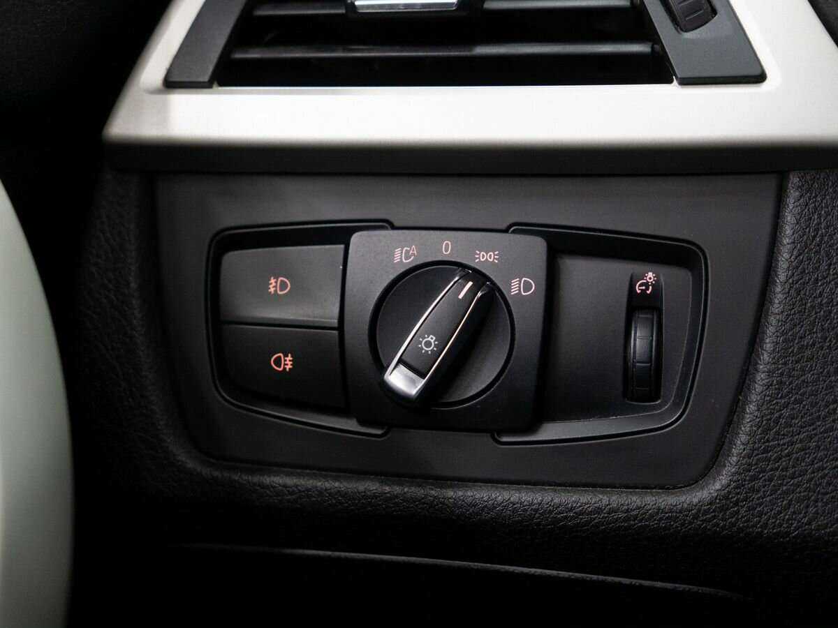 BMW 3 серии б/у, 2015, Автоматическая. Фото: #15