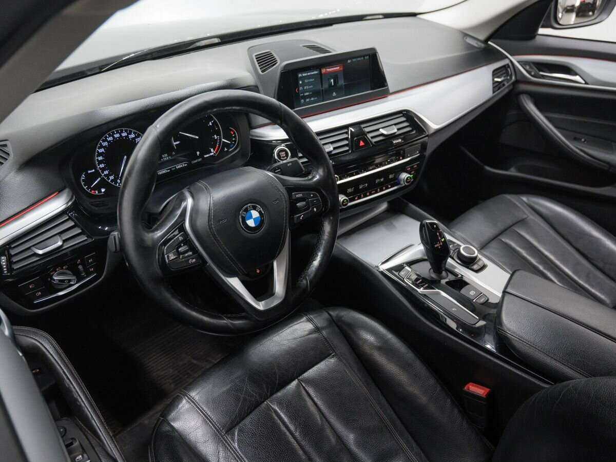 BMW 5 серии б/у, 2018, Автоматическая. Фото: #14