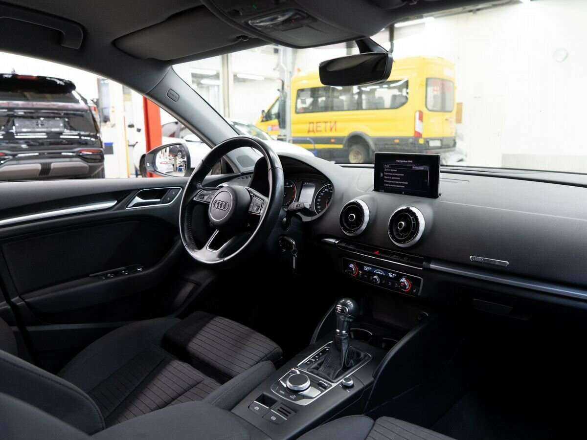 Audi A3 б/у, 2017, Роботизированная. Фото: #17
